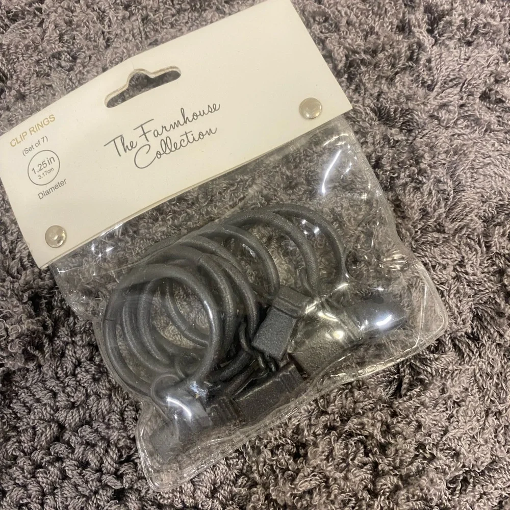 Chelsea Distressed Gray Curtain Clip Rings - Set of 7